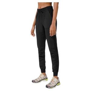 Lululemon Beyond the Studio Jogger Size 2 Black